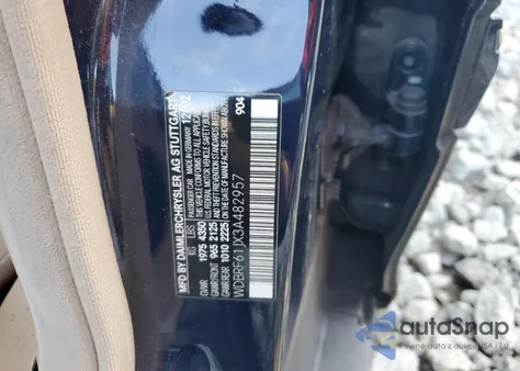 2003 Mercedes-Benz C 240 из США, поврежденный, VIN WDBRF61JX3A482957